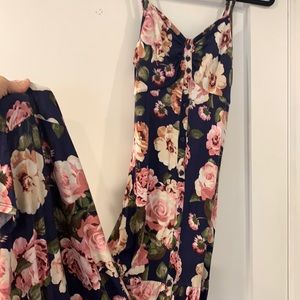 NEW 🌺 Venus floral print maxi dress 🌸 sizeS